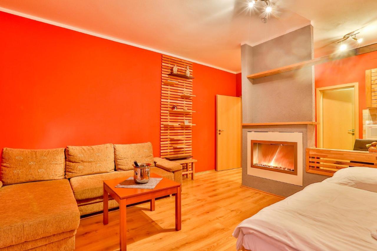 Apartmanovy Dom Fatrapark 1 S Wellness - Hlavna Recepcia Ruzomberok Εξωτερικό φωτογραφία