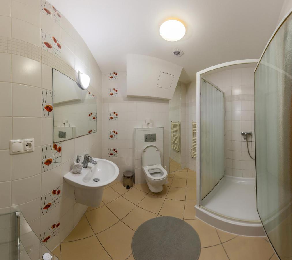 Apartmanovy Dom Fatrapark 1 S Wellness - Hlavna Recepcia Ruzomberok Εξωτερικό φωτογραφία