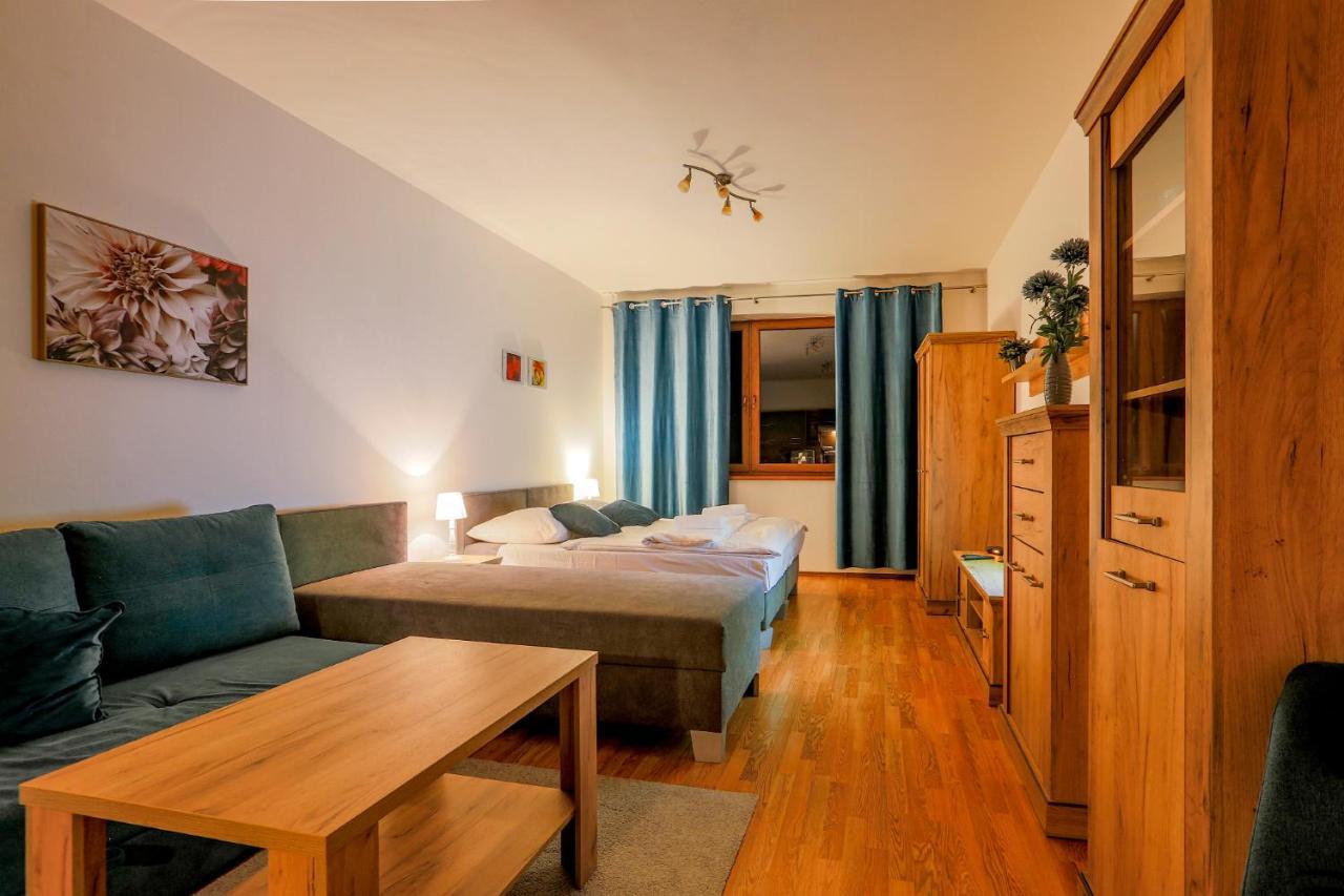 Apartmanovy Dom Fatrapark 1 S Wellness - Hlavna Recepcia Ruzomberok Εξωτερικό φωτογραφία