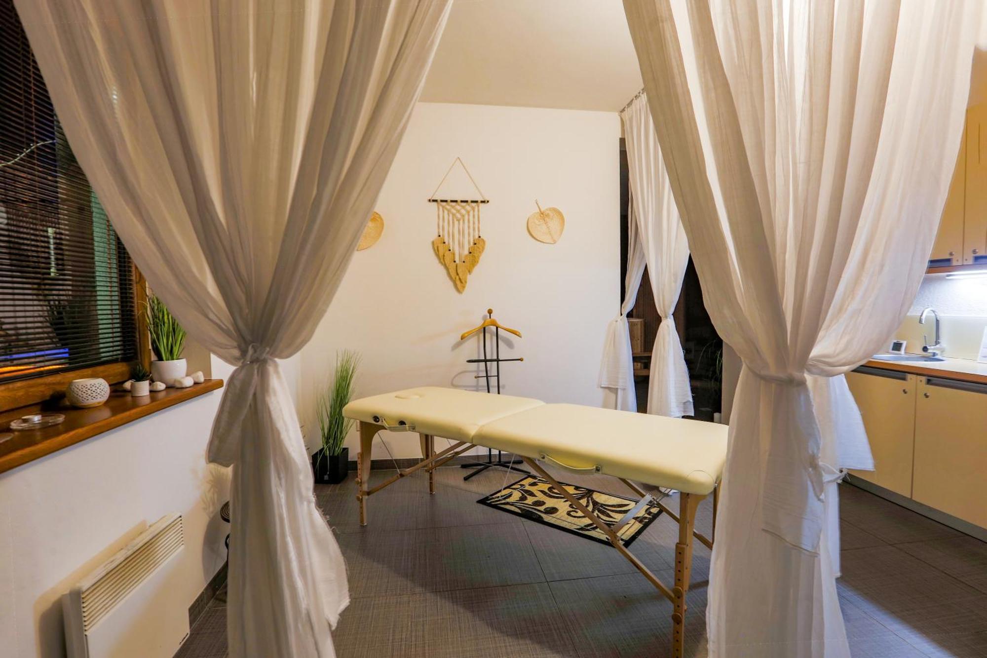 Apartmanovy Dom Fatrapark 1 S Wellness - Hlavna Recepcia Ruzomberok Εξωτερικό φωτογραφία