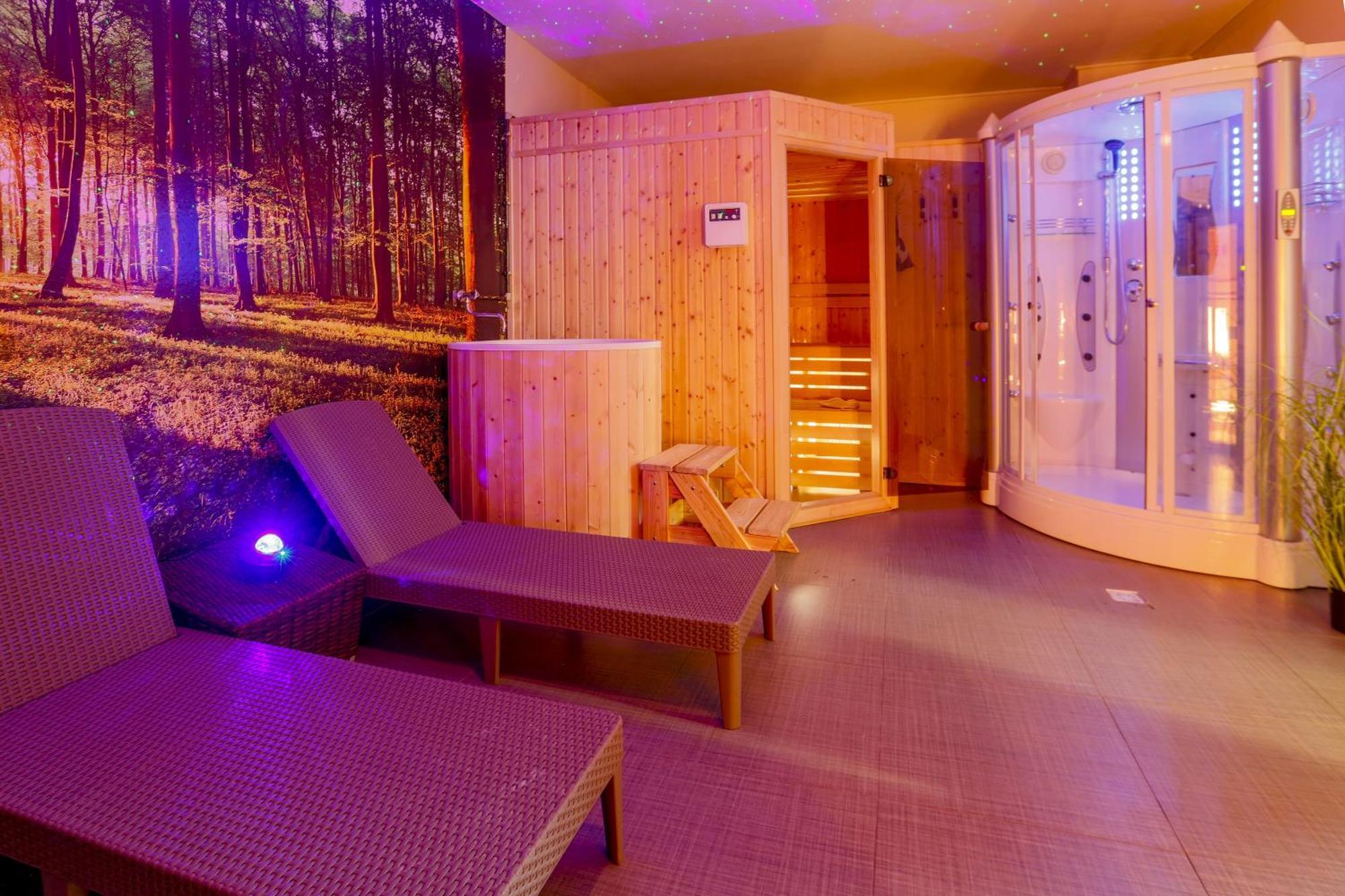 Apartmanovy Dom Fatrapark 1 S Wellness - Hlavna Recepcia Ruzomberok Εξωτερικό φωτογραφία